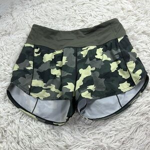 Lululemon Speed Up Short *4" Lined Updated Fit Heritage 365 Camo Crispin Green